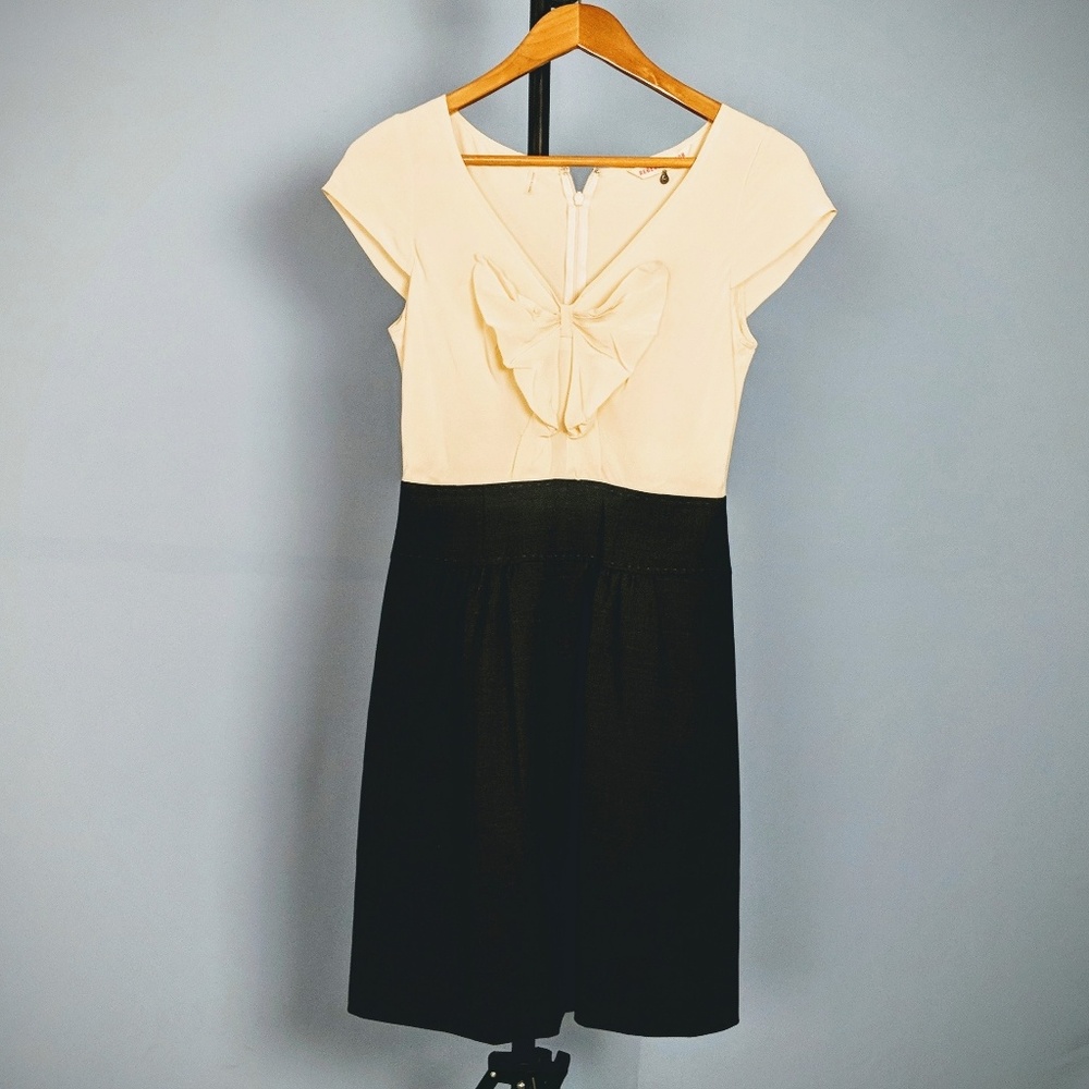 NWOT Chic dress by Rebecca Taylor w pockets